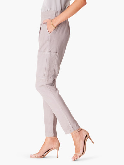 28" Refined Cargo Relaxed Pant